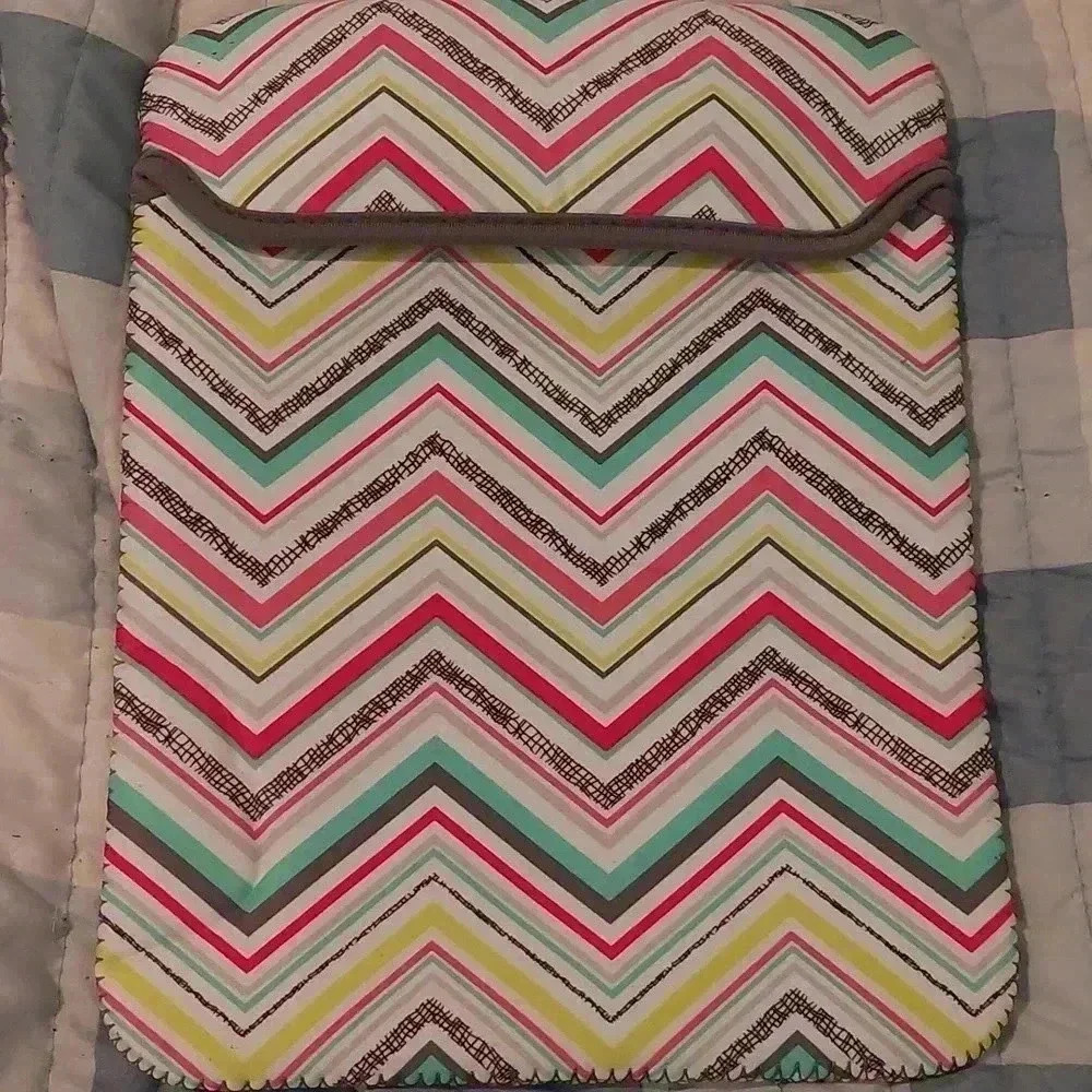 Thirty one ipad neoprene case